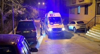 Şükrüpaşa'da  bıçaklı kavga: 3 yaralı